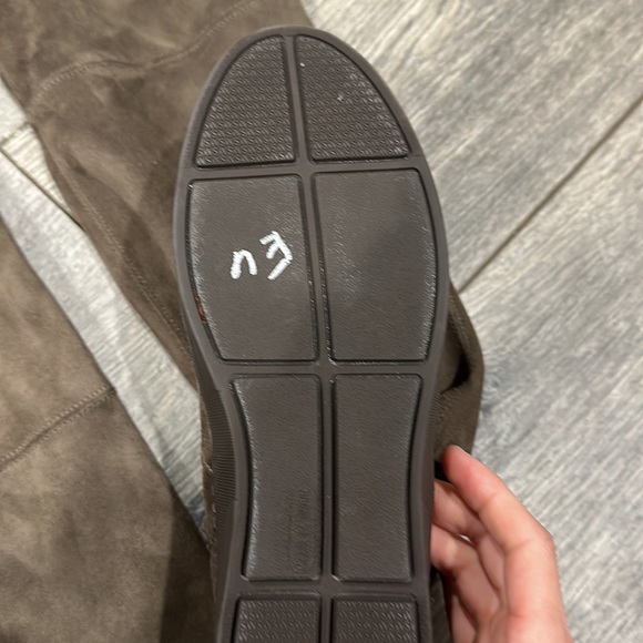 • Stuart Weitzman • Playtime Over The Knee High Suede Leather Boots Swamp Brown - Picture 6 of 8